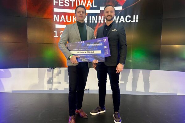 Photo - Main Award at Deeptech Accelerator DemoDay for Kardiodiagnostic AI